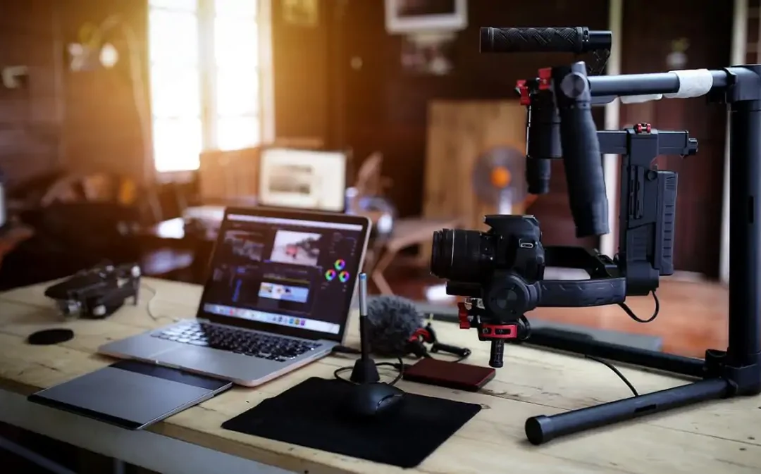 Services Video Production: Showcasing Your Business